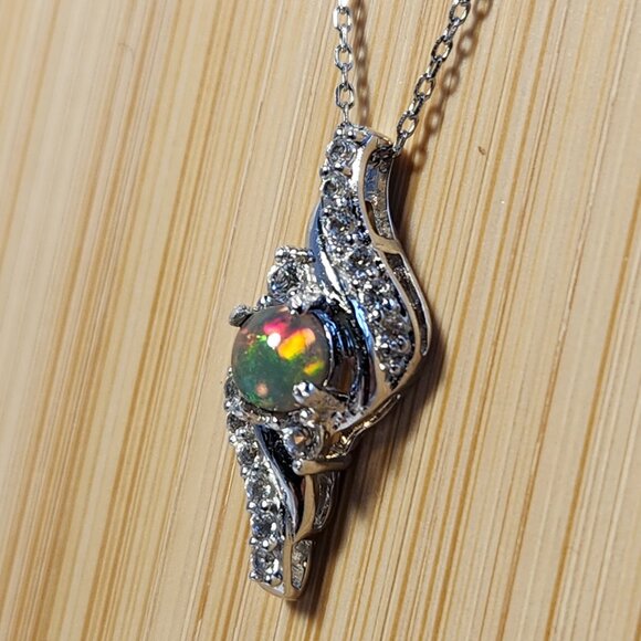 NIB VTG 925 5mm Real / Natural Ethiopian Fire Opal Pendant Necklace 16" - Picture 2 of 14